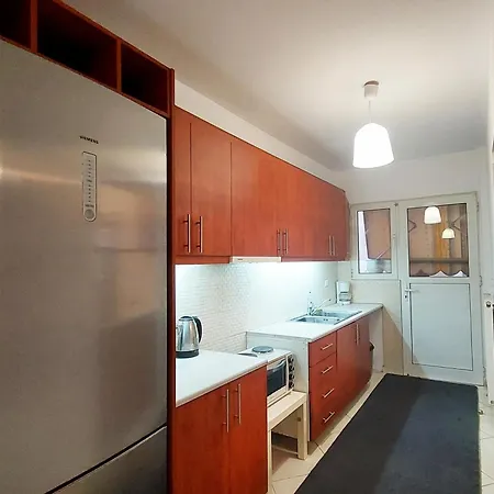 Large 2-bedroom Apartment